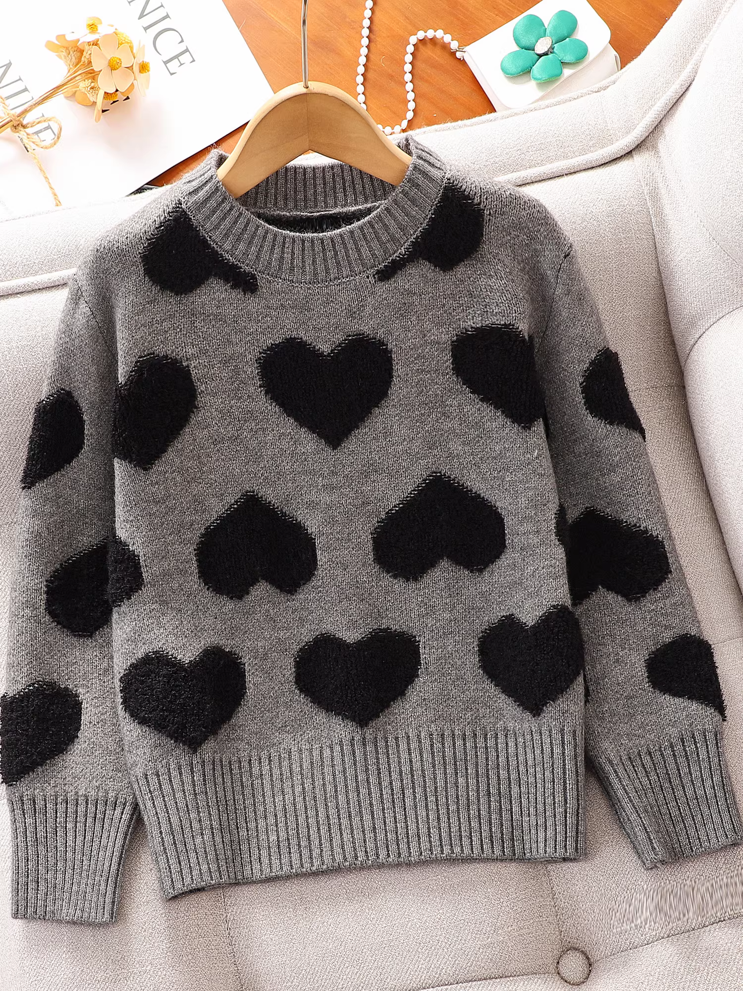 Áo len bé gái thu đông 2025 kiểu Hàn Quốc, chất liệu dệt kim dày dặn, đa năng, áo lót bé gái mùa thu đông