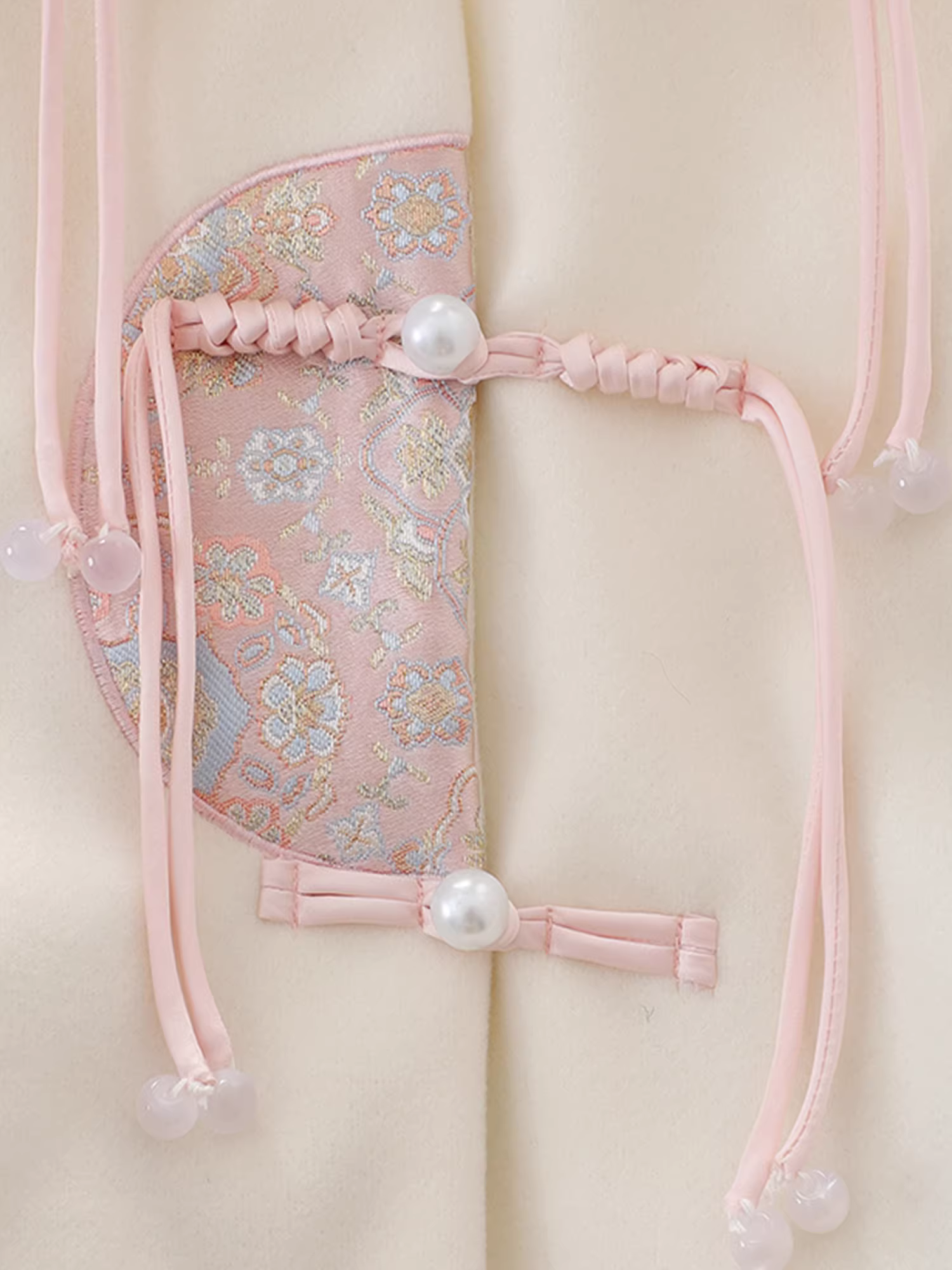 Áo khoác len kiểu Trung Quốc mới dành cho bé gái 2025 mùa thu đông mới dày dặn ấm áp quần áo cotton phong cách dân tộc áo khoác Hanfu dành cho trẻ em