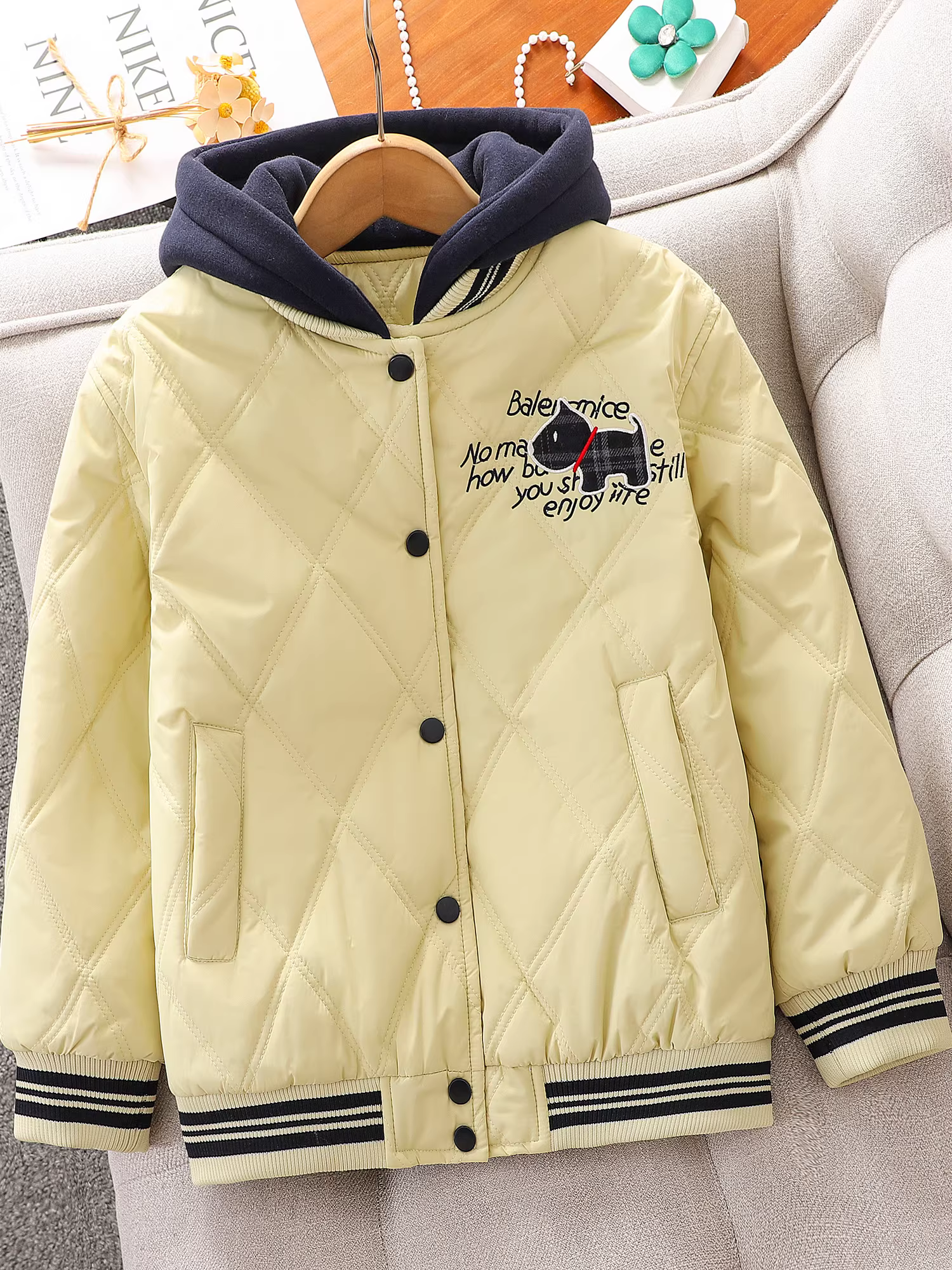 Áo khoác có mũ trùm đầu dày dặn mùa thu đông dành cho bé gái, áo khoác bóng chày ấm áp có đệm dành cho bé gái lớn, áo khoác mùa đông thường ngày cho bé gái, áo khoác cotton.