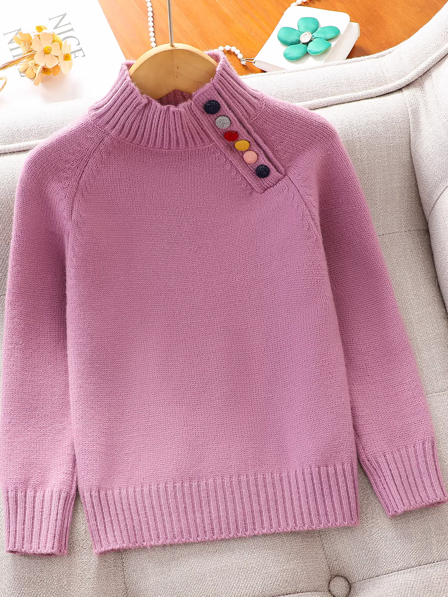 Áo lót giữ nhiệt bé gái thu đông 2025 kiểu mới dày dặn, chất liệu dệt kim, áo len cổ lọ nửa cao giữ ấm cho trẻ em