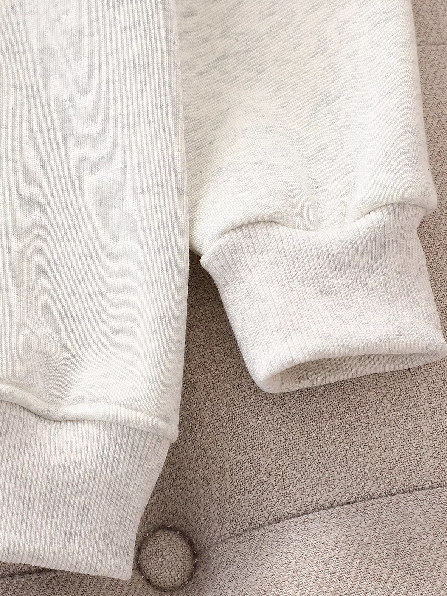 Áo nỉ lông cừu cho bé gái, quần áo mùa đông sành điệu, áo dài tay lót lông cừu cho bé gái lớn, áo sơ mi cơ bản phong cách preppy mùa thu đông cho trẻ em