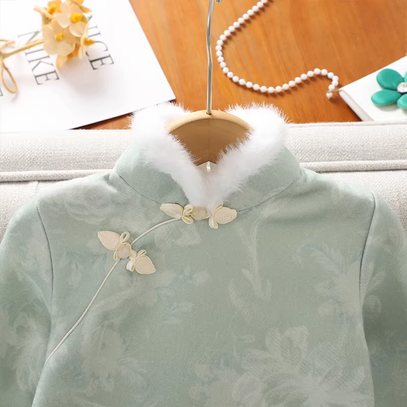 Váy sườn xám kiểu Trung Quốc mới dày dặn mùa đông cho bé gái, váy kiểu Trung Hoa Dân Quốc mẫu mới 2025, váy Hanfu phong cách dân tộc cho trẻ lớn