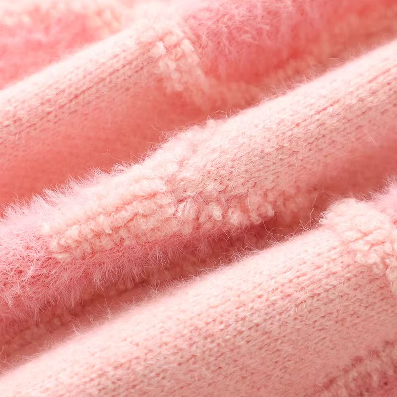 Áo len nữ 2025 dày dặn và ấm áp, áo thun dệt kim cho các bé gái lớn hơn, áo chui đầu thường ngày mới cho trẻ em mùa thu đông.