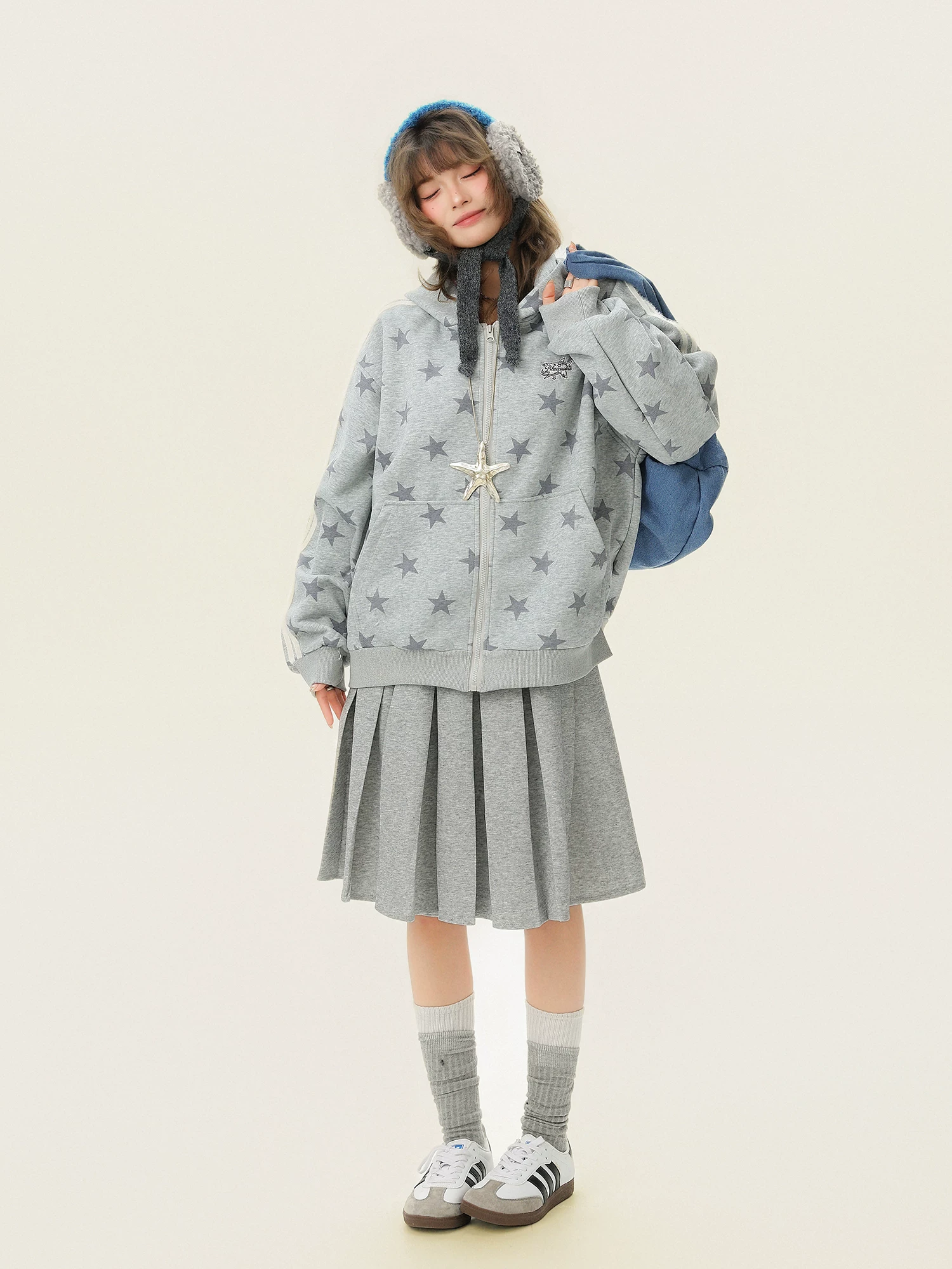 Bulu Biscuit Sweet Cool Style Star Print Áo len cardigan có mũ trùm đầu dành cho nữ Mùa xuân 2026 Áo khoác thường ngày đa năng rộng rãi