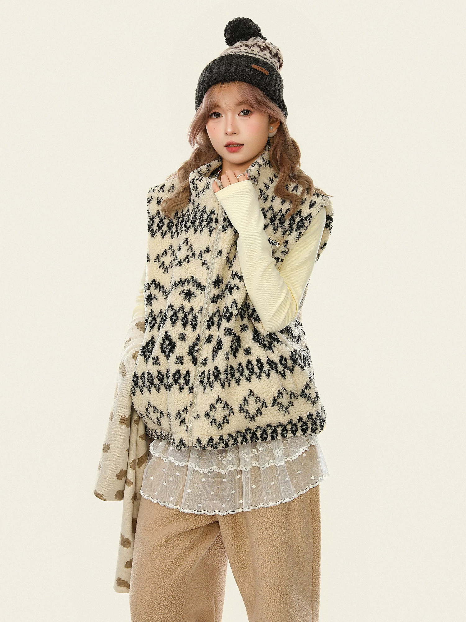 Áo khoác vest cotton nhiều lớp bằng len cừu họa tiết Fair Isle dành cho nữ, áo khoác cotton không tay ấm áp mùa đông.
