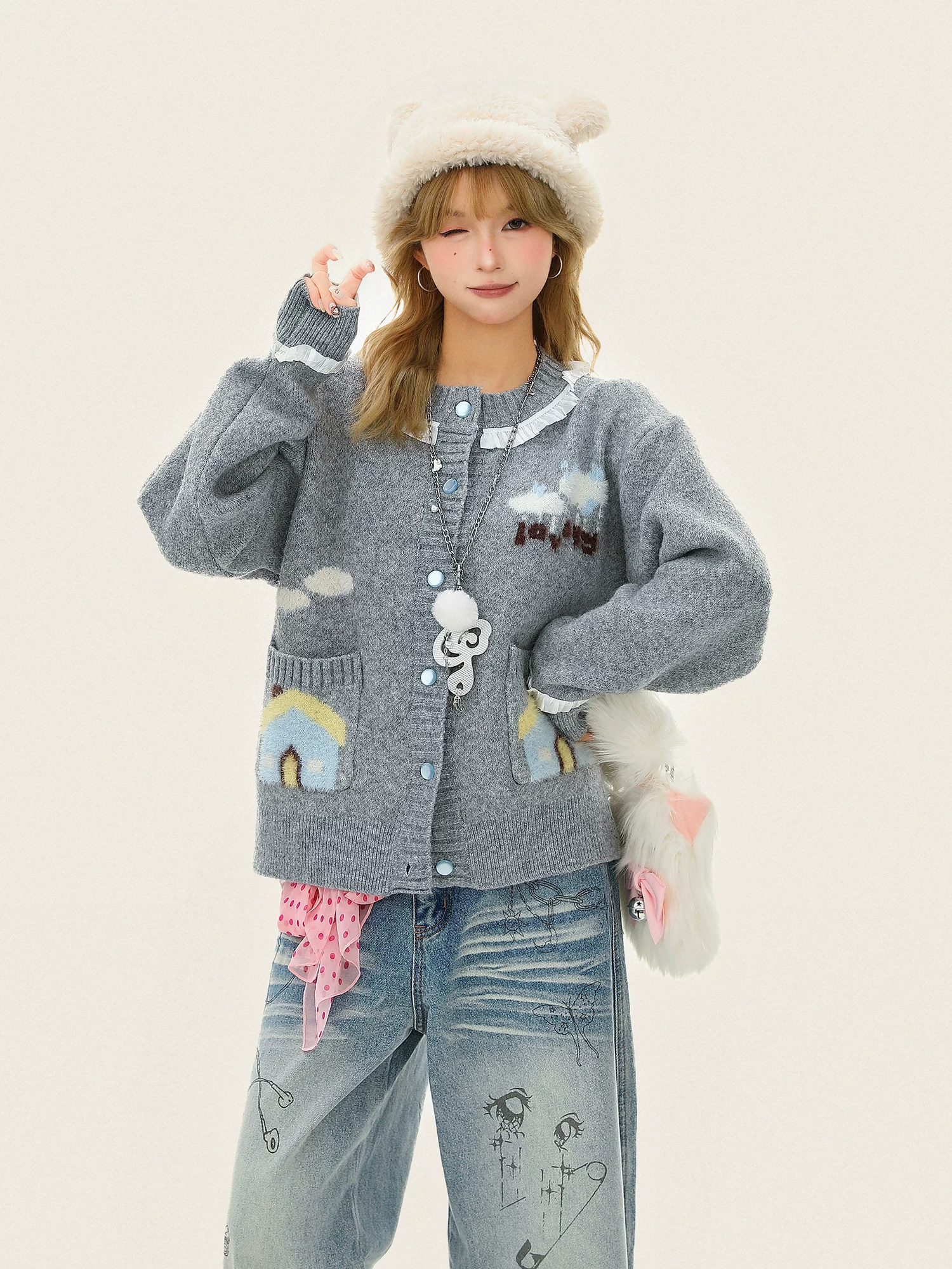 Áo len cardigan cổ tròn họa tiết hoạt hình vui nhộn lấy cảm hứng từ thiết kế Biscuit dành cho nữ, áo cardigan dệt kim dáng rộng thoải mái cho mùa thu đông.