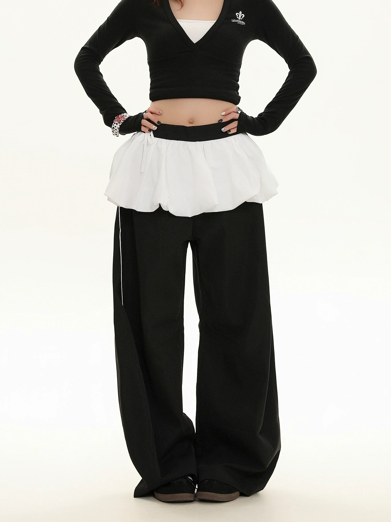 Váy xếp ly kiểu ballet, quần ống rộng thoải mái cho nữ, quần jogger ống đứng cạp cao tôn dáng ngọt ngào và cá tính.