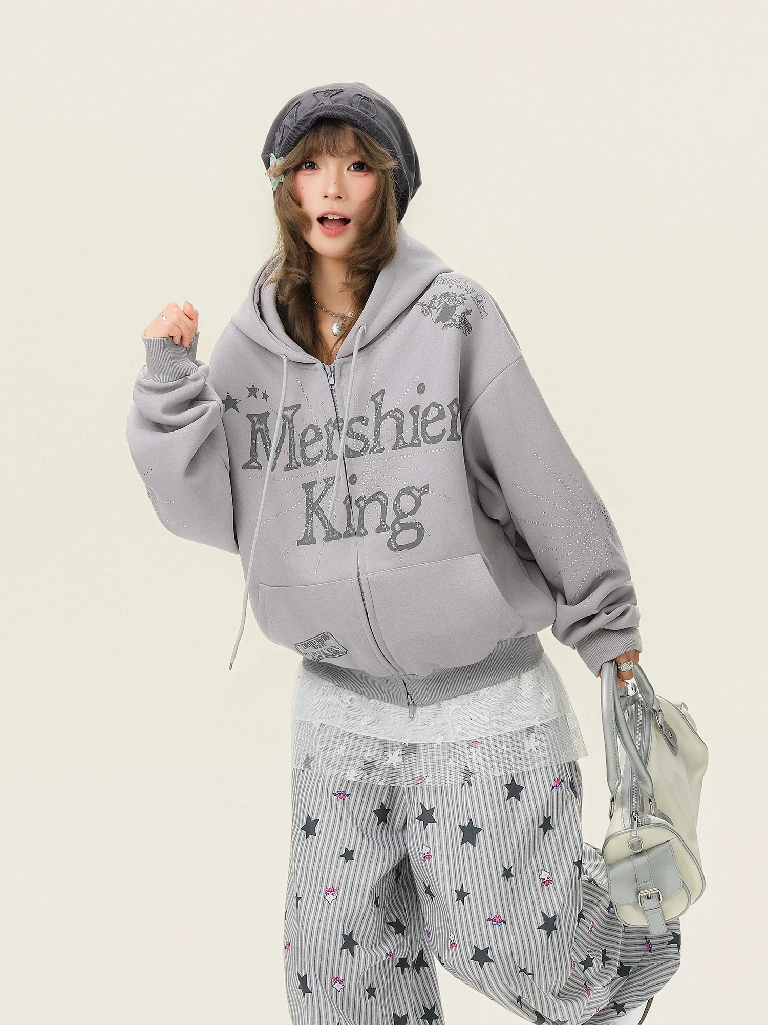 Áo khoác hoodie in chữ thời trang đính đá cho nữ, áo khoác cardigan dáng rộng thoải mái đa năng mùa xuân.