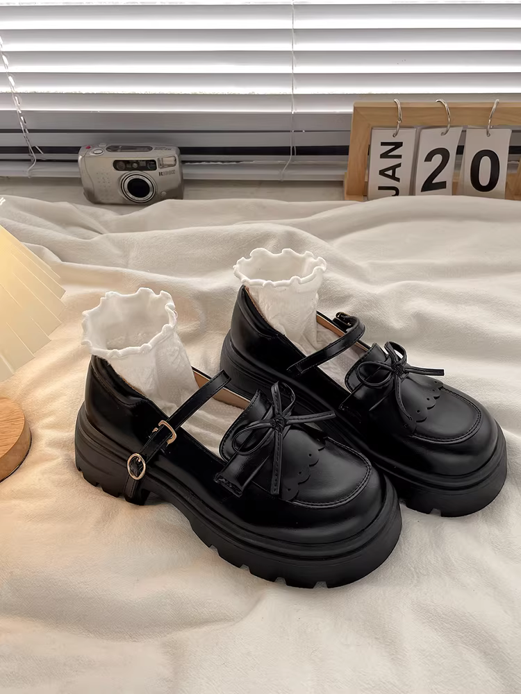 Giày Mary Jane đế dày kiểu Pháp màu nâu dành cho nữ, mẫu thu đông 2025 mới, giày cao gót đế thô tăng chiều cao.