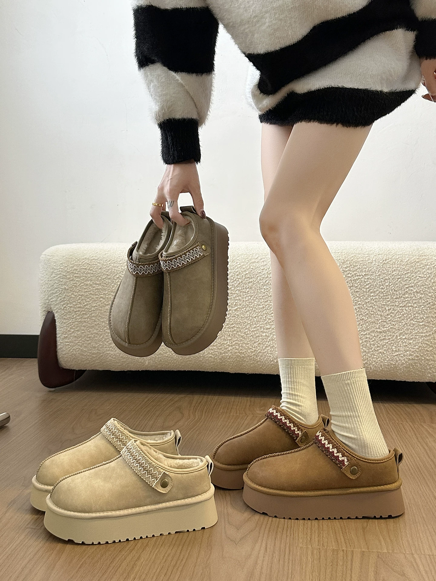 Giày Birkenstock đế dày lót nhung màu nâu cổ điển dành cho nữ, mẫu mới mùa đông 2025, giữ ấm, kiểu dép bông đi tuyết