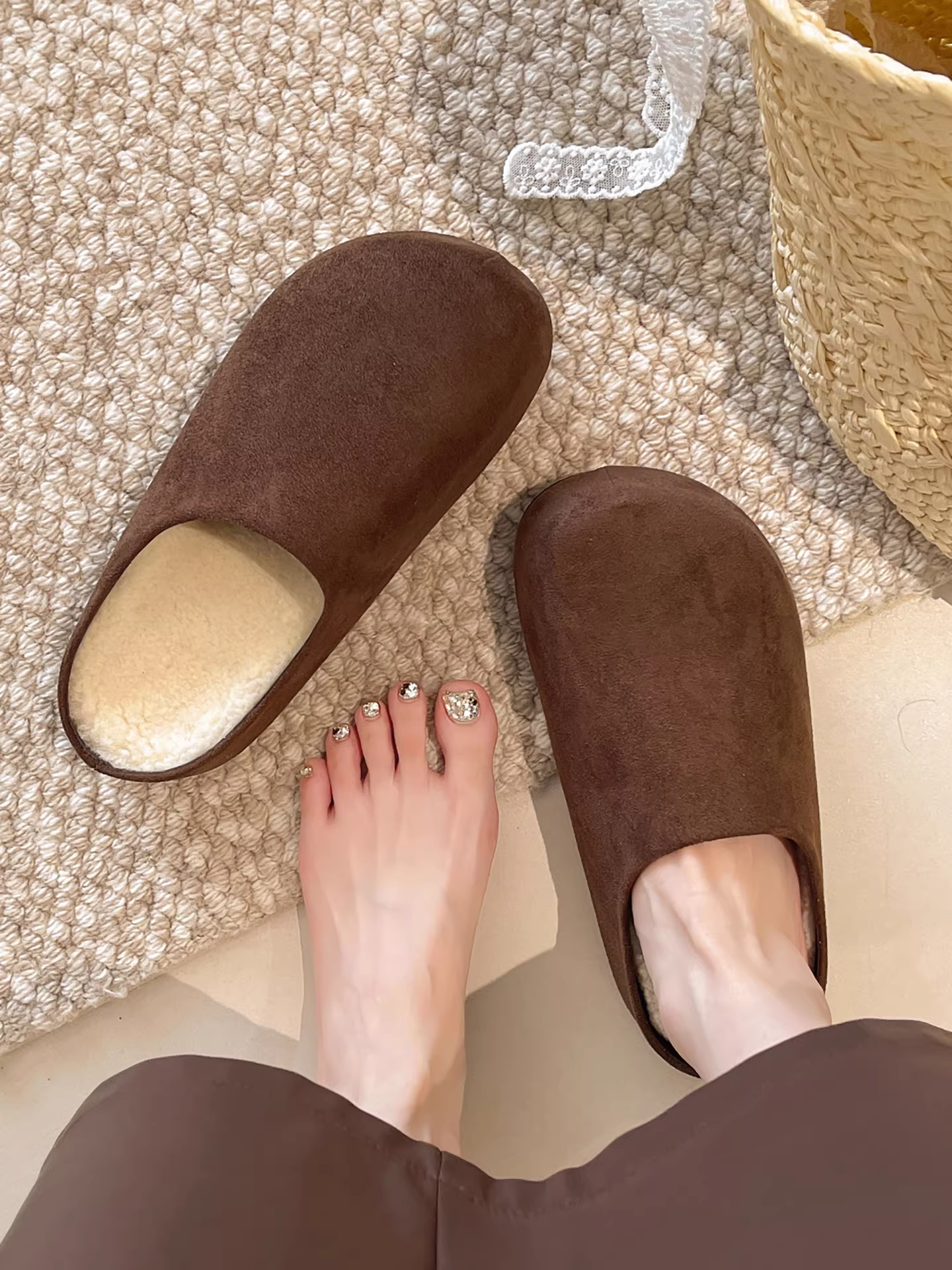 Giày Birkenstock đế dày nửa đế Nanzai Nanfang dành cho nữ 2025 mới mùa thu đông lót lông cừu ấm áp chống trượt dép bông kín mũi