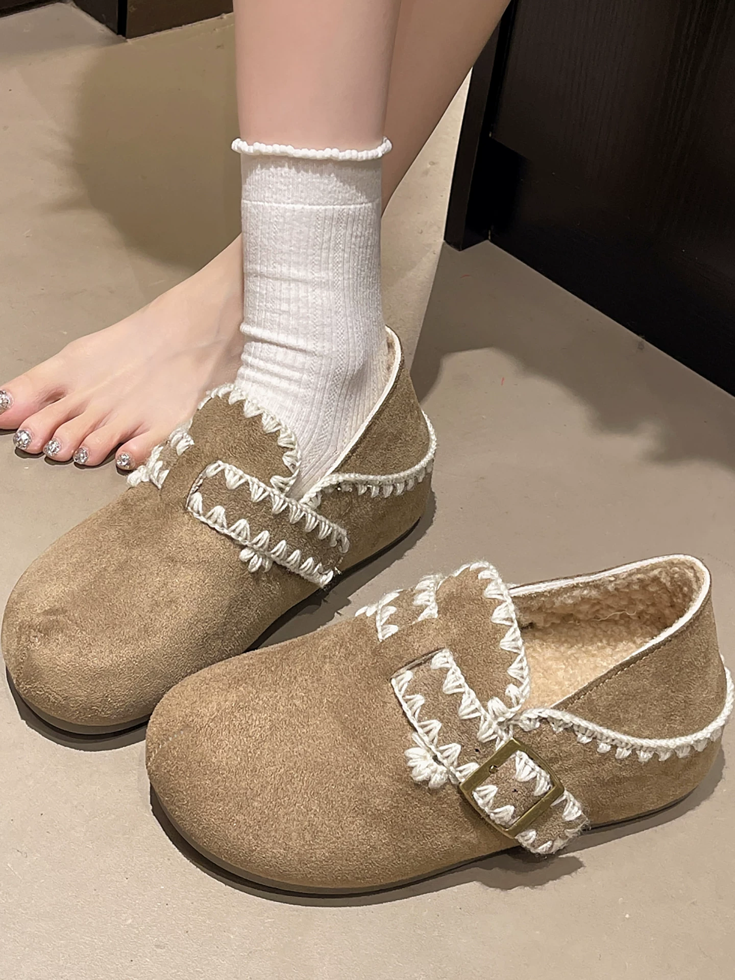 Giày Birkenstock đế dày lót lông phong cách retro miền Nam dành cho nữ 2025 giày cotton ấm áp mùa thu đông mới