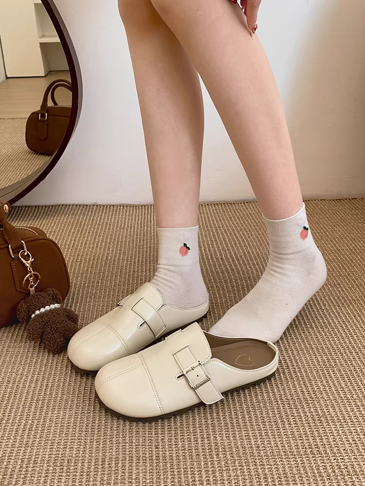 Phía Nam ở miền Nam: Dép nữ đế dày cổ điển màu trắng, kiểu kín mũi, áo khoác ngoài mùa thu, giày kiểu Birkenstock mới năm 2025, kiểu lười đi dễ dàng.