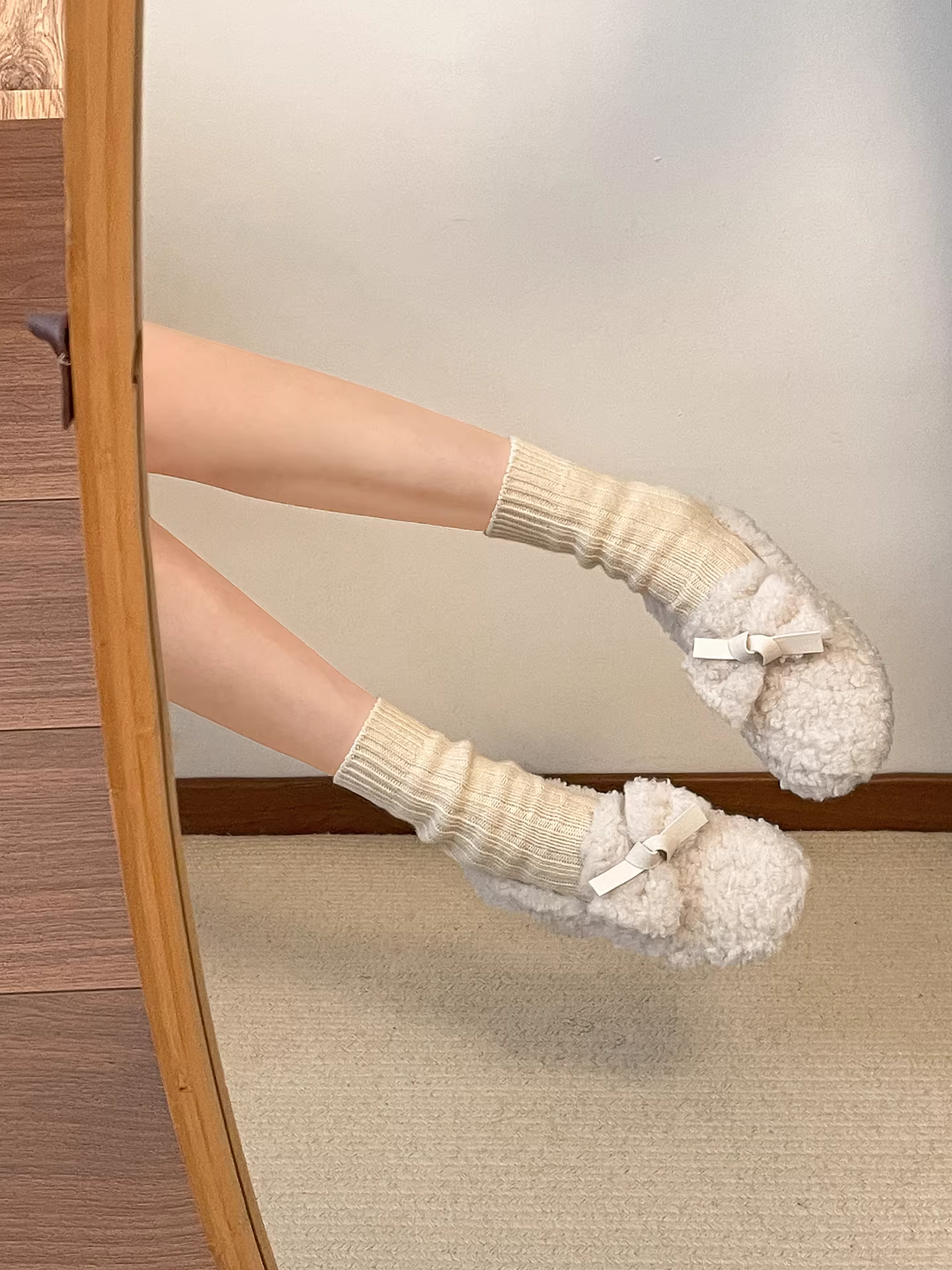 Giày nữ mùa đông 2025 kiểu Pháp cổ điển, đa năng, màu xám, đế dày, lót lông mềm mại, giữ ấm, chống trơn trượt, chất liệu cotton