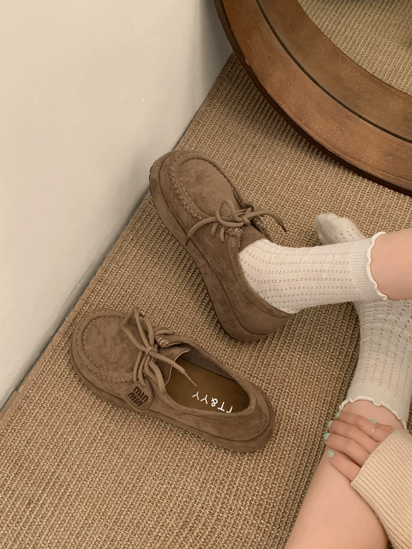 Phía Nam ở miền Nam: Giày Birkenstock đế dày kiểu Pháp cổ điển dành cho nữ, bộ sưu tập thu đông 2025 mới, đa năng với chân váy, giày lười.