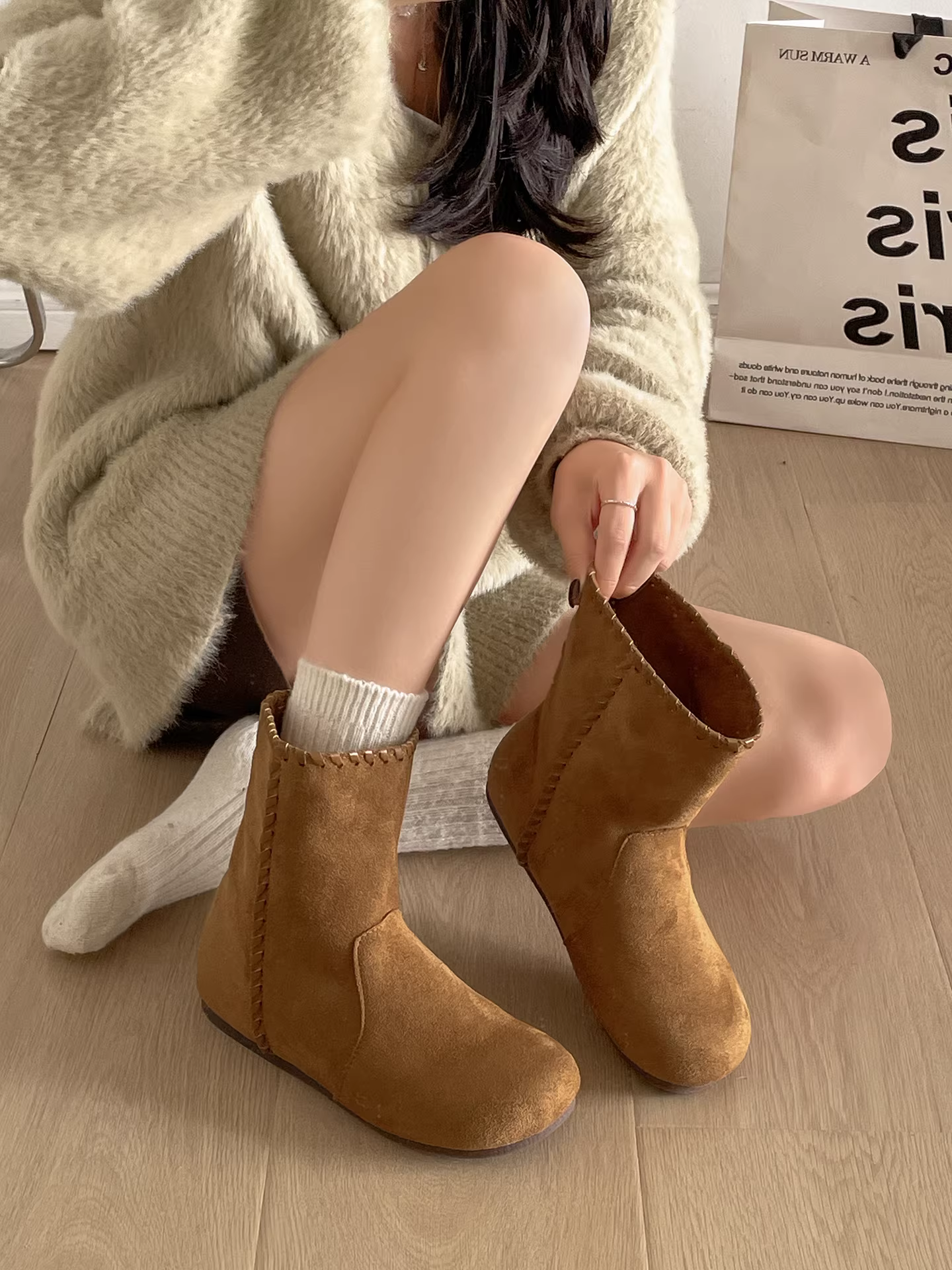 Giày bệt tăng chiều cao Brown Melard dành cho nữ, mẫu mới thu đông 2025, đa năng, đế mềm, kiểu retro, kiểu Birkenstock, cổ ngắn