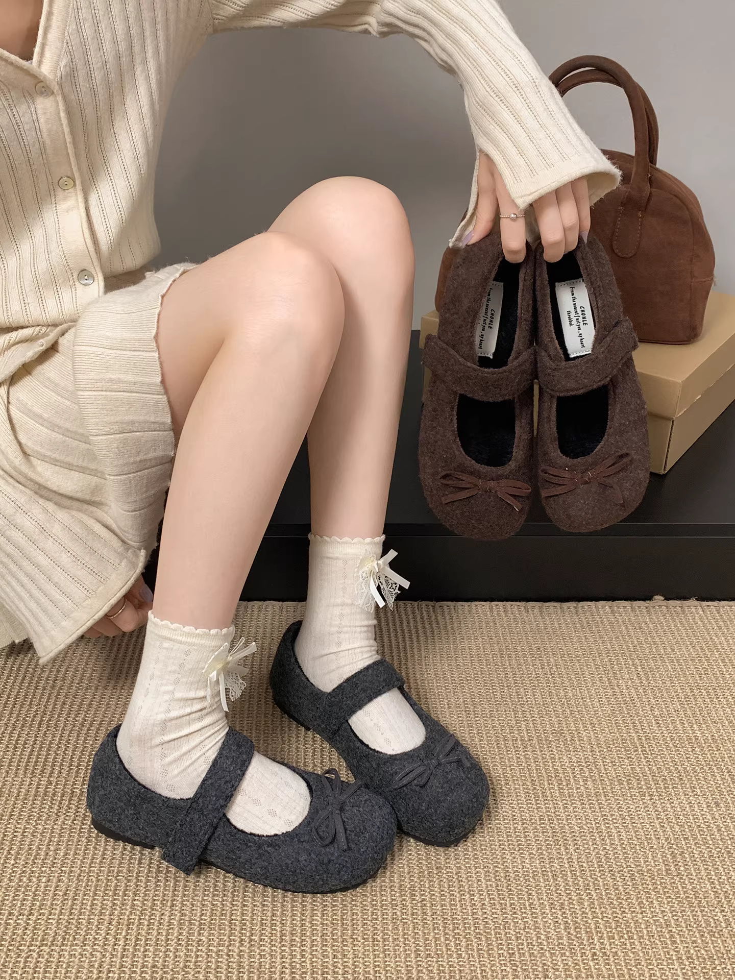 Giày bệt cotton dày kiểu cổ điển Nam Trung Quốc dành cho nữ 2025, mẫu mới thu đông, giữ ấm, kiểu Mary Jane, lót lông.