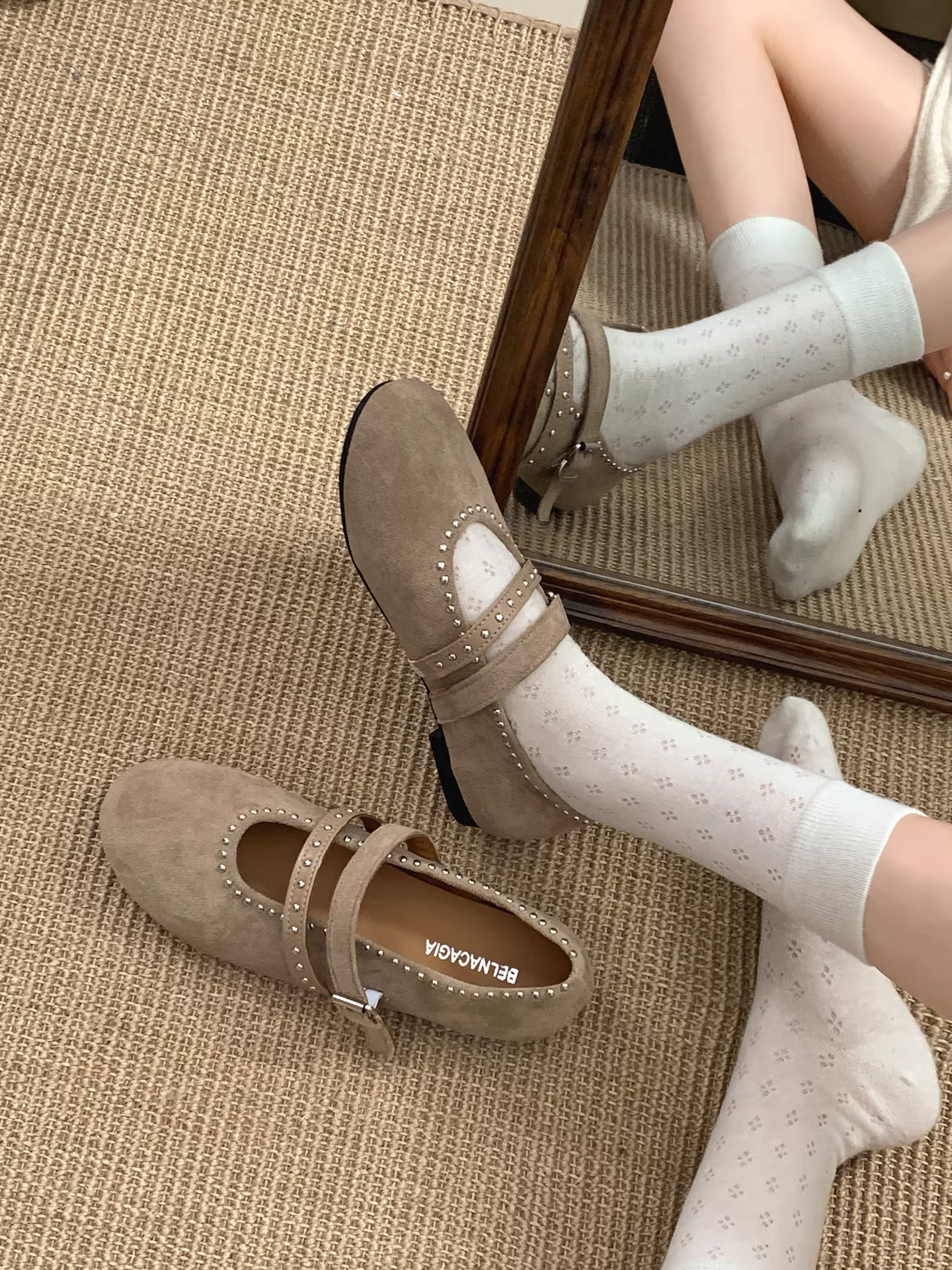 Giày bệt kiểu Pháp cổ điển Nanzai dành cho nữ, mẫu mới Thu 2025, đế mềm, kiểu Mary Jane, phối cùng chân váy