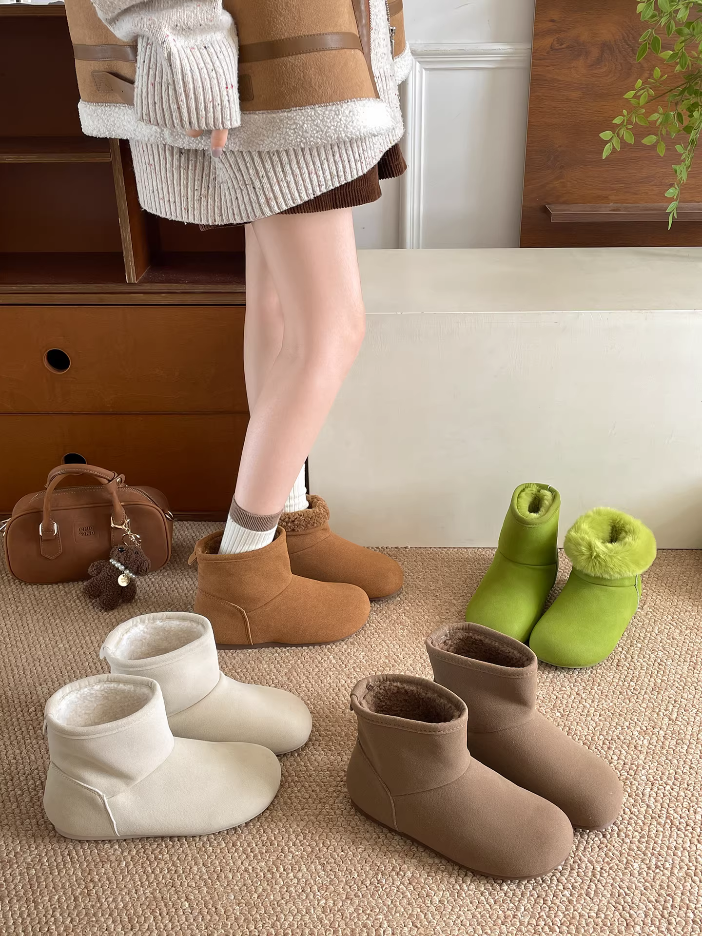 Giày bốt đi tuyết đế bằng chống trượt có lót lông cừu phong cách cổ điển đa năng dành cho nữ 2025 giày cotton đế mềm tăng chiều cao mới mùa thu đông