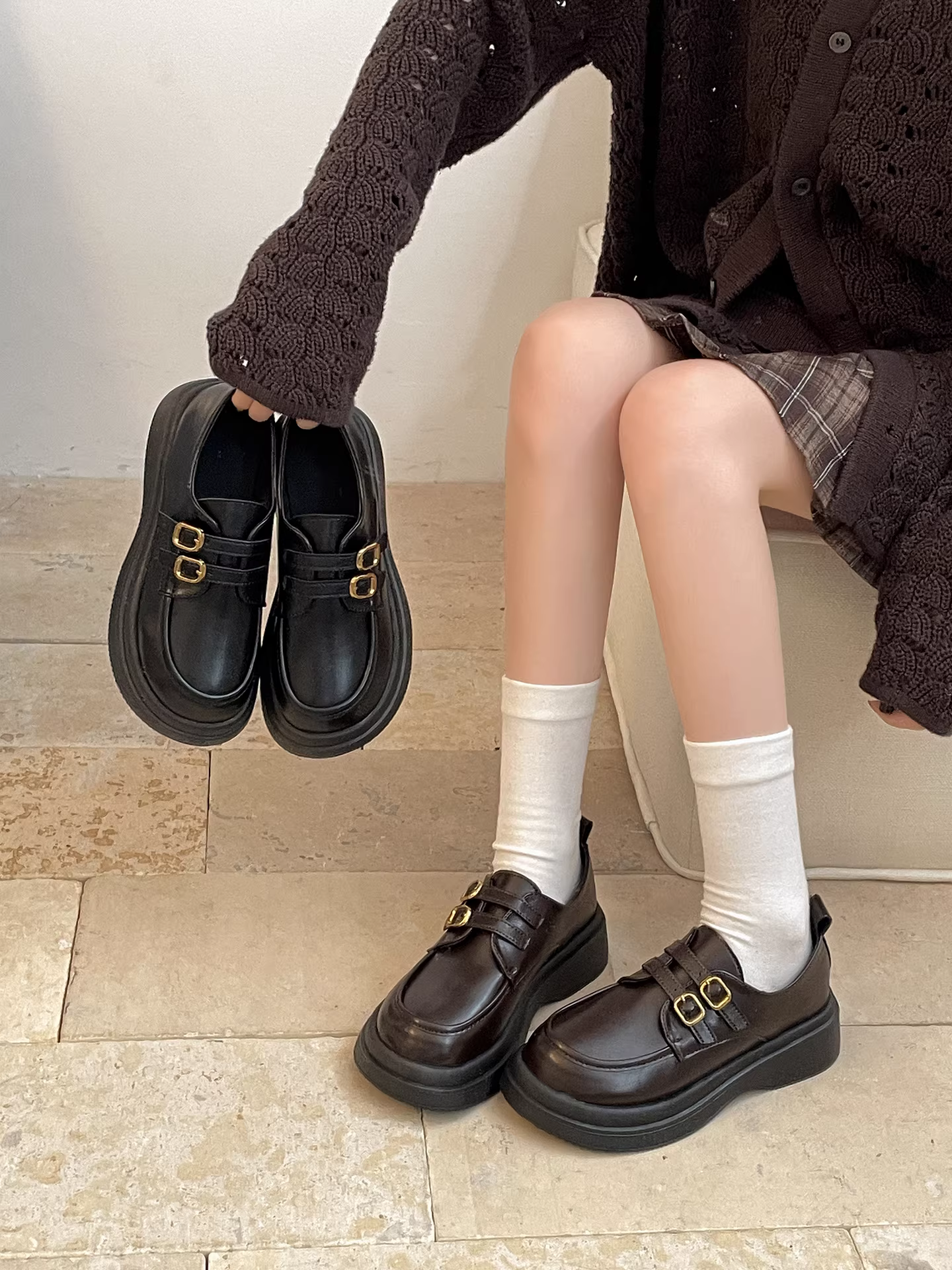 Giày da nữ đế dày phong cách retro Anh quốc màu đen, bộ sưu tập thu mới 2025, đa năng phối cùng chân váy, giày lười đế mềm.