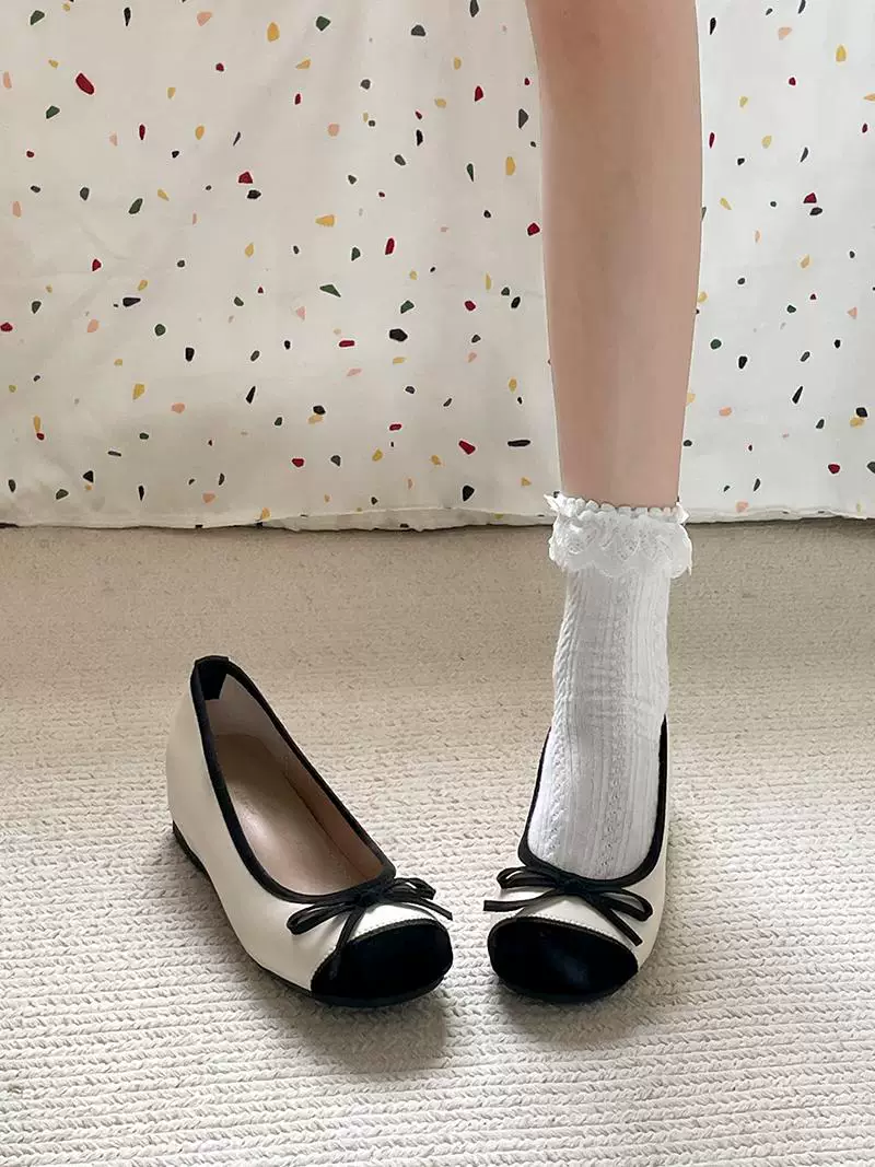 Giày bệt kiểu Pháp nâng chiều cao giấu kín dành cho nữ, kiểu mới mùa thu 2025, phù hợp với chân váy, mũi tròn, đế mềm, kiểu Mary Jane.