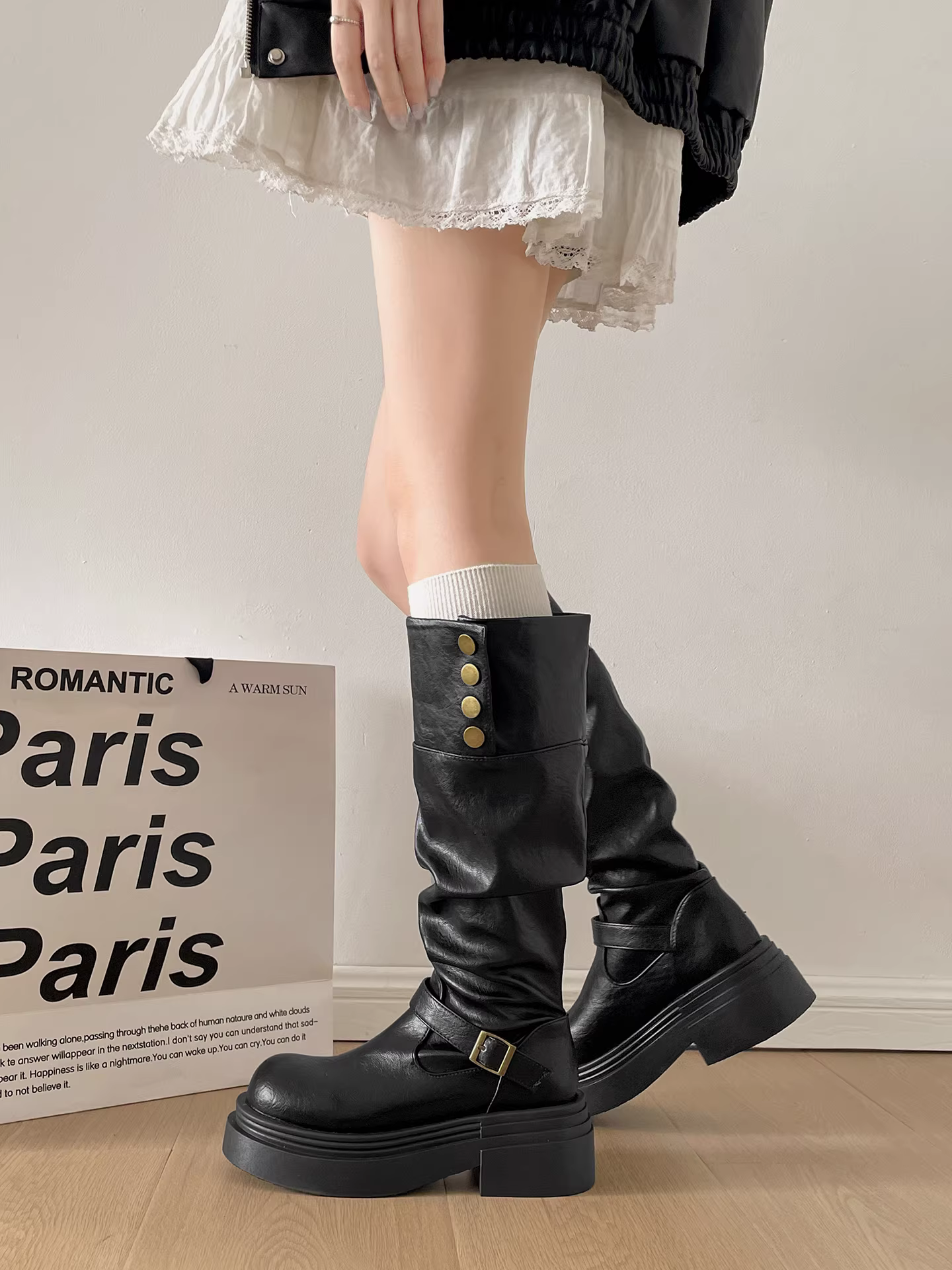 Giày bốt nữ đế dày kiểu Anh, gót thô, dáng dài, mùa thu đông 2025, kiểu dáng thon gọn, phong cách Melard Knight