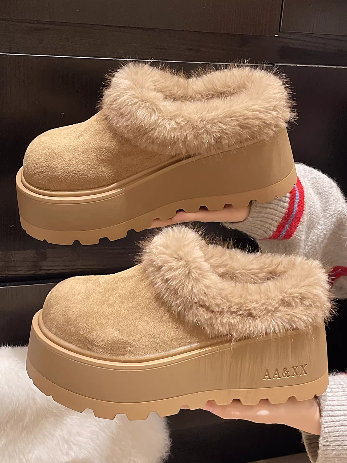 Giày Birkenstock đế dày giữ ấm kiểu retro Nanzai Nanfang dành cho nữ, mẫu mới mùa đông 2025, lót lông dày dặn