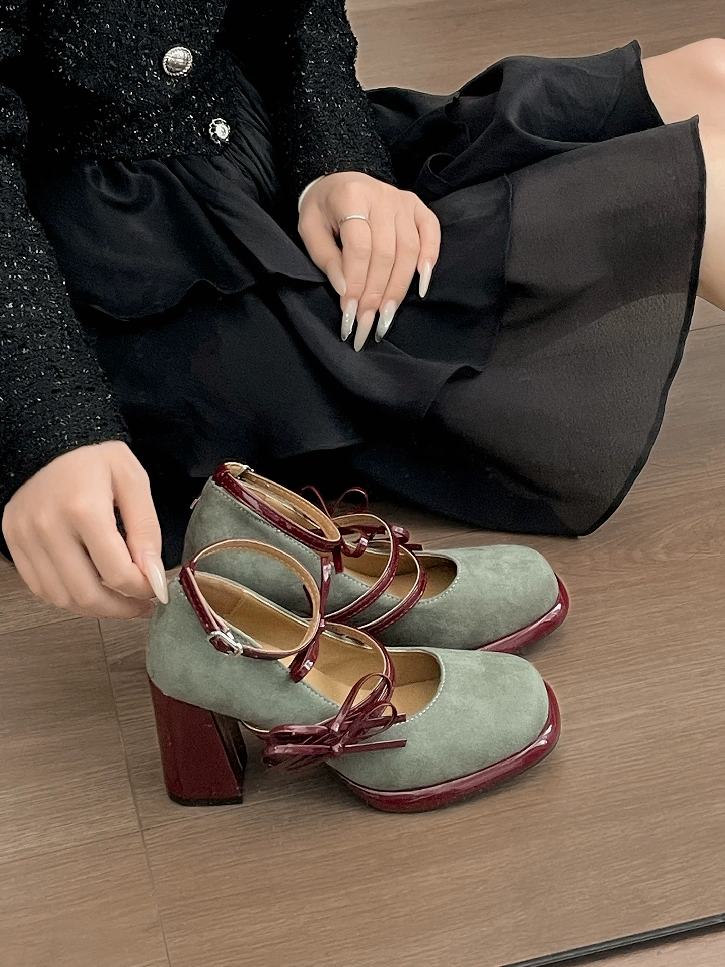Giày cao gót đế dày kiểu Pháp cổ điển dành cho nữ 2025, giày tăng chiều cao mùa xuân thu mới, phối chân váy và giày Mary Jane miệng nông