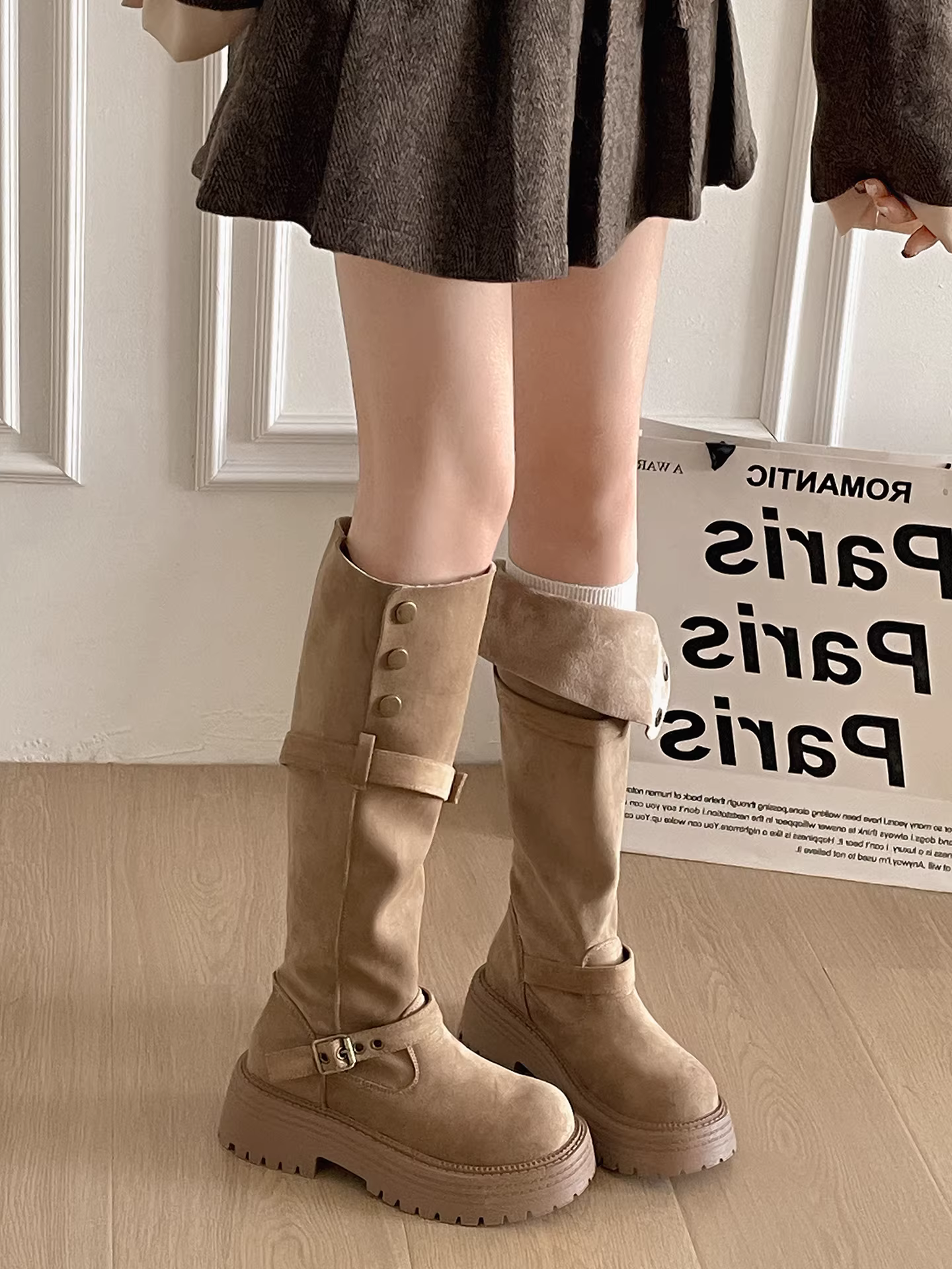 Giày bốt nữ cao cổ kiểu Anh, đế dày, lót lông cừu, màu kaki, mùa thu đông 2025, giữ ấm, đi ngoài trời, đi tuyết, đi cưỡi ngựa