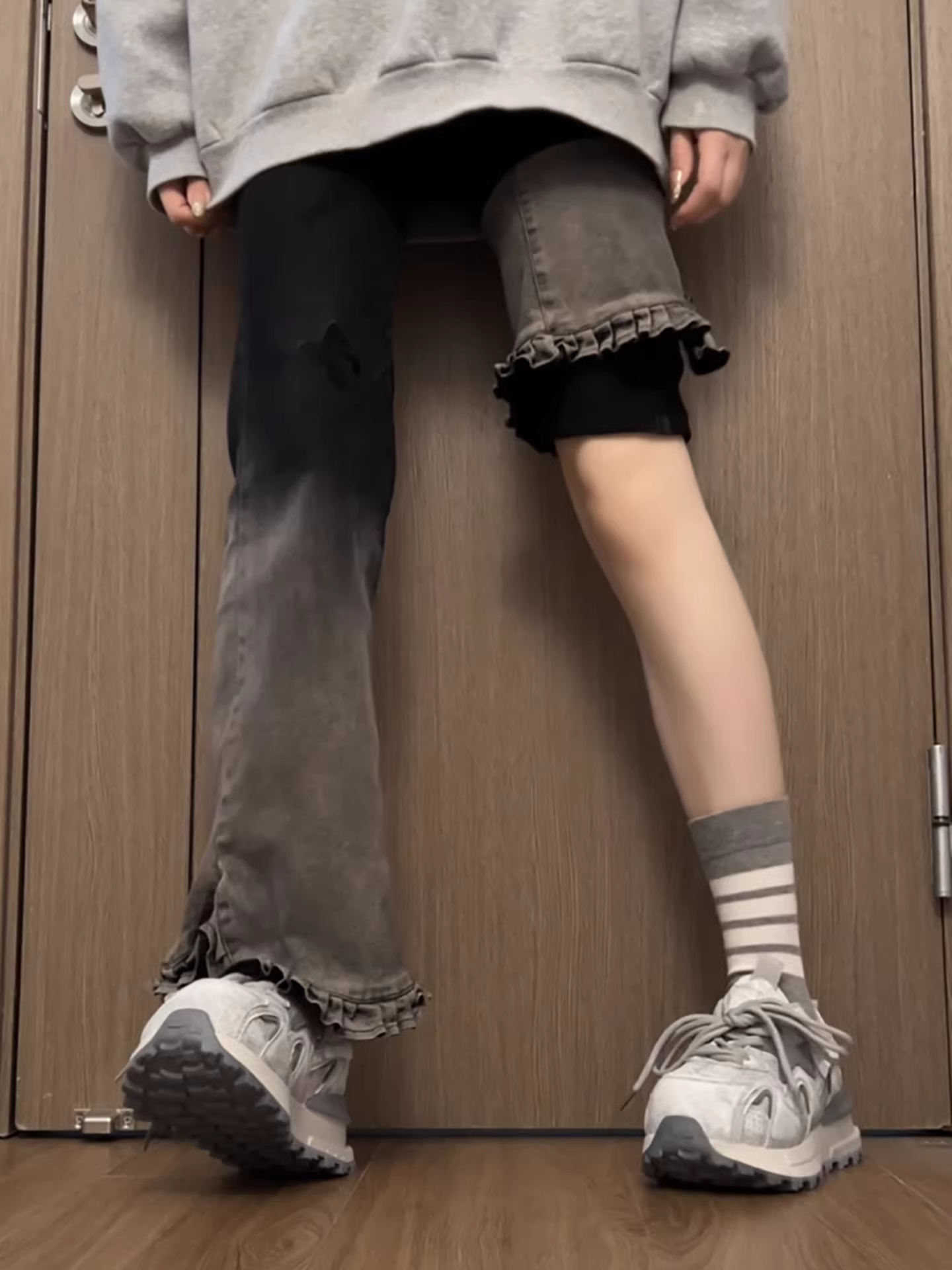 Giày thể thao đế dày tăng chiều cao phong cách retro Nam Phi dành cho nữ, mẫu mới thu đông 2025, kiểu dáng giản dị, phong cách Forrest Gump