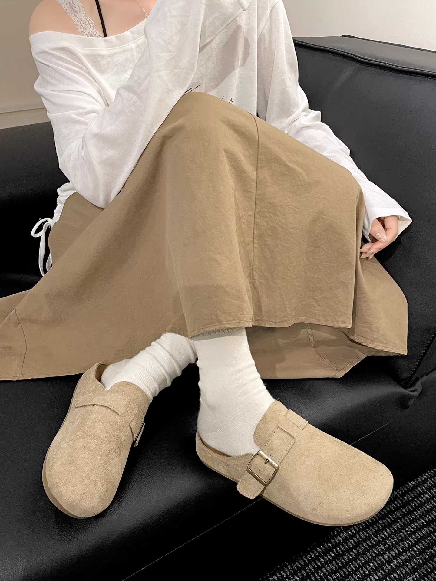 Dép nữ đế dày kiểu cổ điển Nanzai, kiểu mới mùa thu 2025, đa năng phối chân váy, kiểu Birkenstock nửa dép.