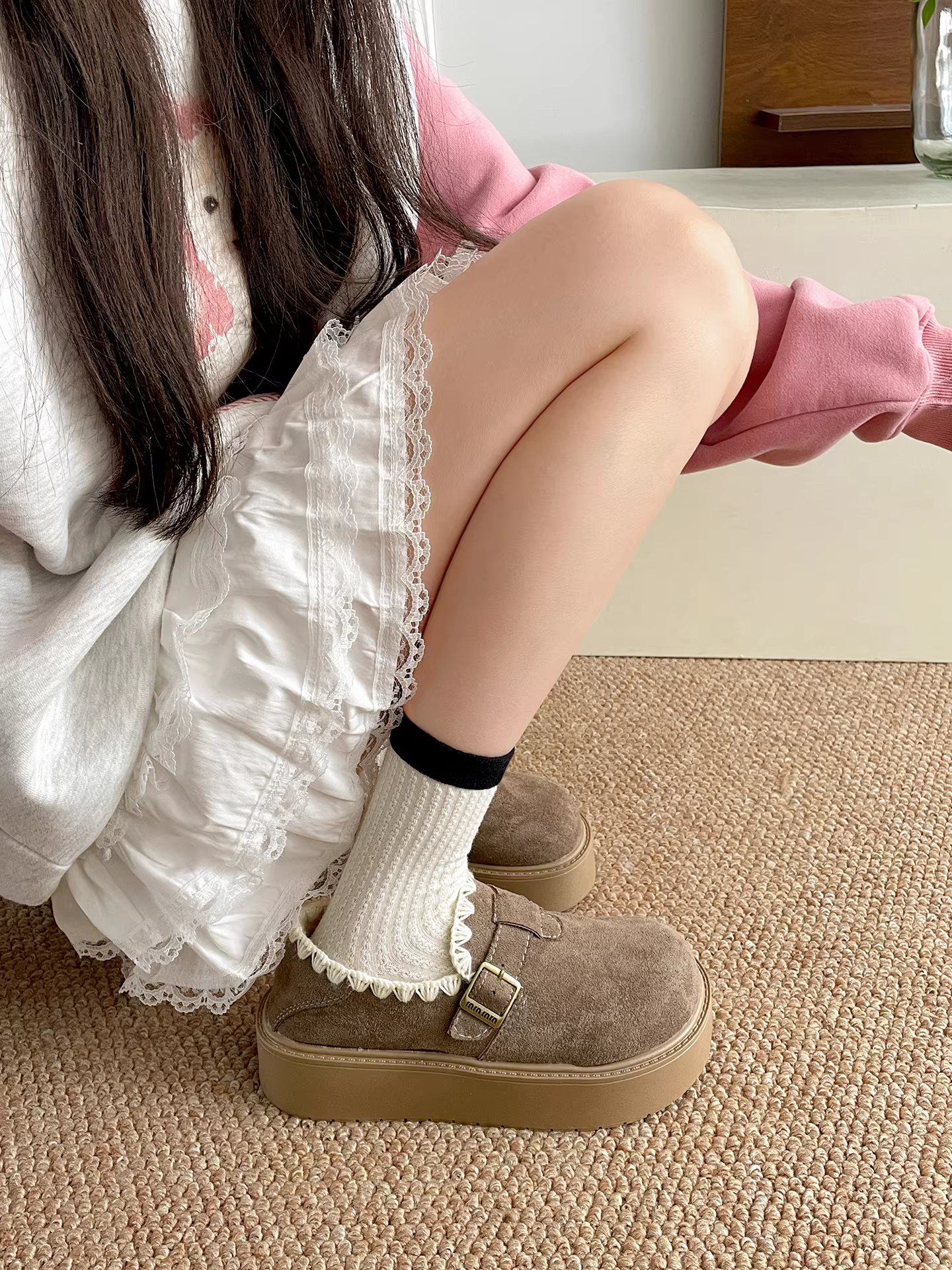 Giày Birkenstock đế dày, kiểu cổ điển, che kín mắt cá chân dành cho nữ, phong cách thu mới 2025, phối cùng chân váy, đế mềm tăng chiều cao.