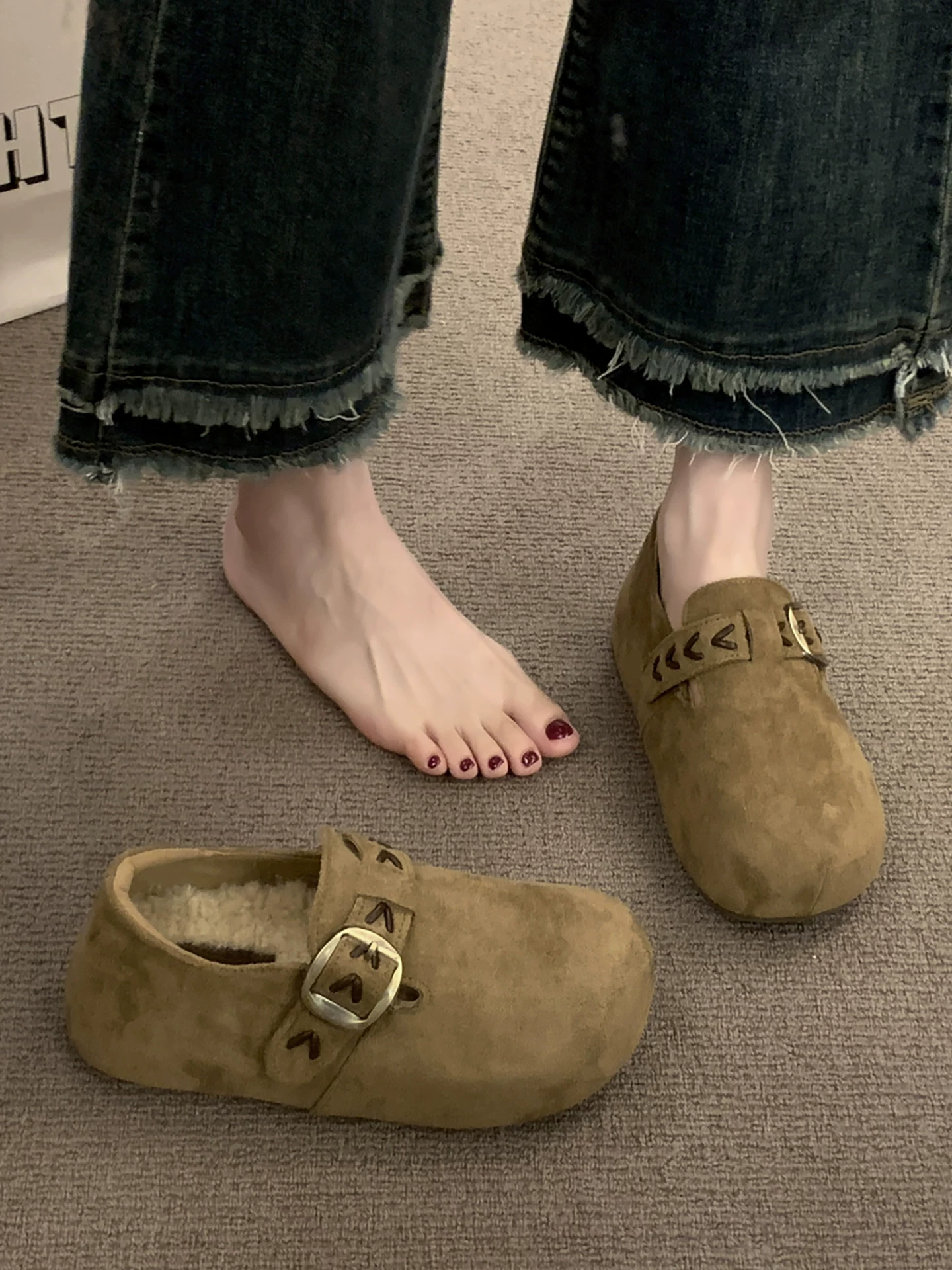 Giày Birkenstock đế dày kiểu cổ điển Maillard có đế dày bên trong, lót nhung, tất cả đều được bao phủ dành cho nữ 2025 giày cotton ấm áp và dày dặn mới cho mùa thu đông