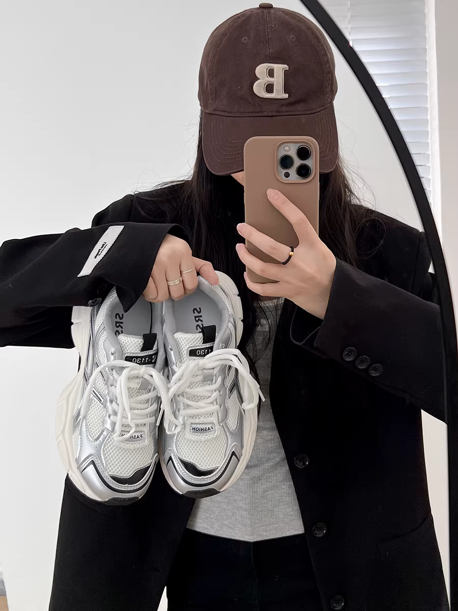 Giày bố đế dày đa năng Nanzai Nandong màu bạc cổ điển dành cho nữ, giày thể thao tăng chiều cao nhẹ nhàng mùa thu mới 2025