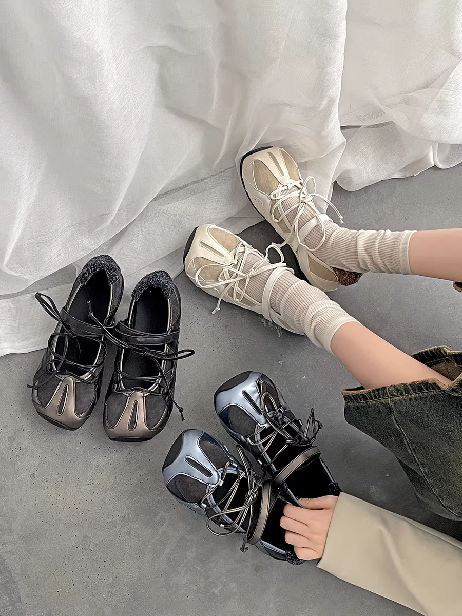 Giày bệt mũi vuông cổ điển màu đen dành cho nữ, kiểu Mary Jane phong cách ballet mới mùa thu năm 2025.