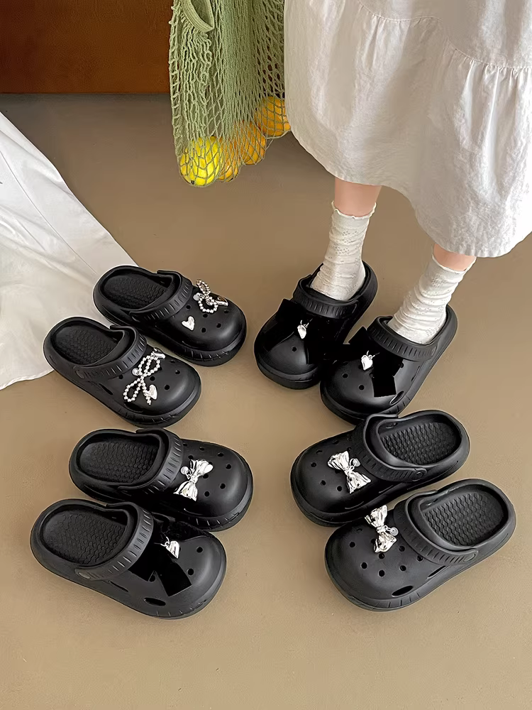 Dép nữ đế dày, mang lại cảm giác thoải mái vượt trội, mẫu mới hè 2025, dép kín mũi đa năng để đi ngoài trời.