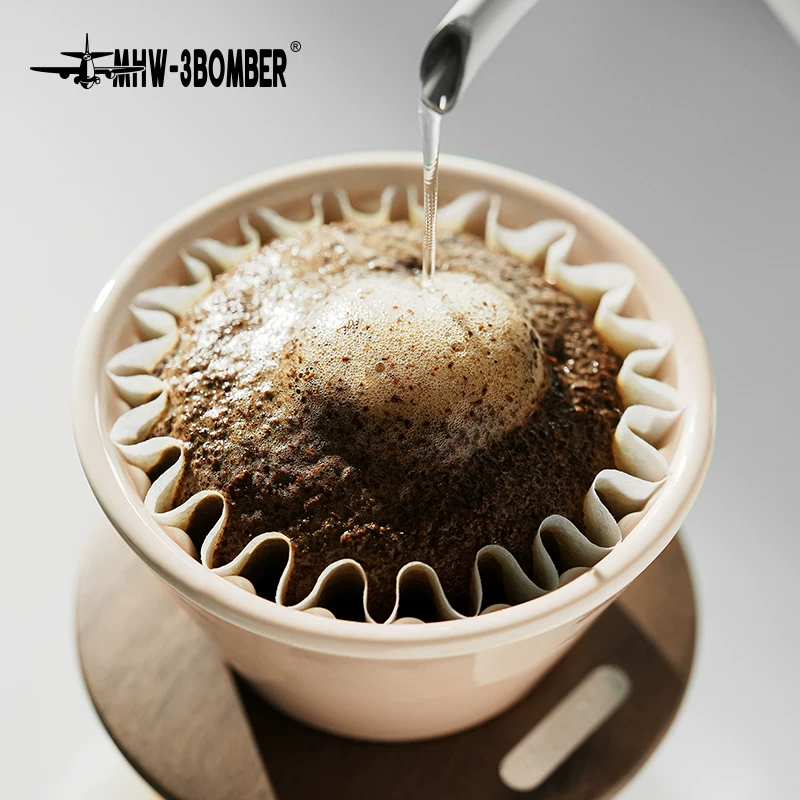 Bộ lọc cà phê gốm kiểu nhỏ giọt, có thể tháo rời, dùng cho pha cà phê thủ công tại nhà, thương hiệu Bomber MHW Meteor Filter Cup Cake.