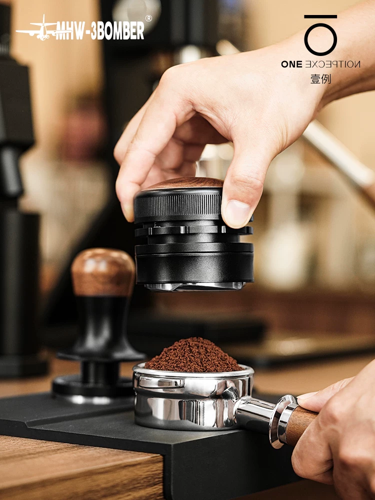 Búa nén cà phê Ý 58mm Bomber MHW Hurricane Gravity Powder Distributor với chức năng điều chỉnh độ cao thích ứng