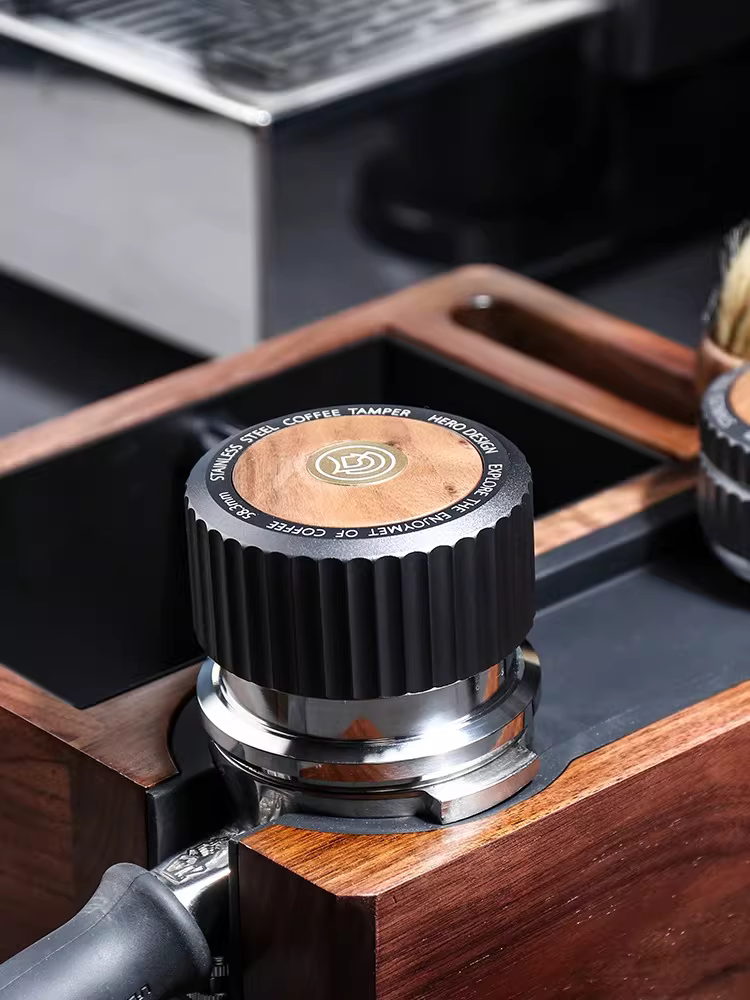 Dụng cụ ép cà phê Hero Thor Presser, loại ép chậm, lực không đổi, dùng cho cà phê espresso, kích thước 51/58mm, có chức năng phân phối và ép cà phê cứng đầu.