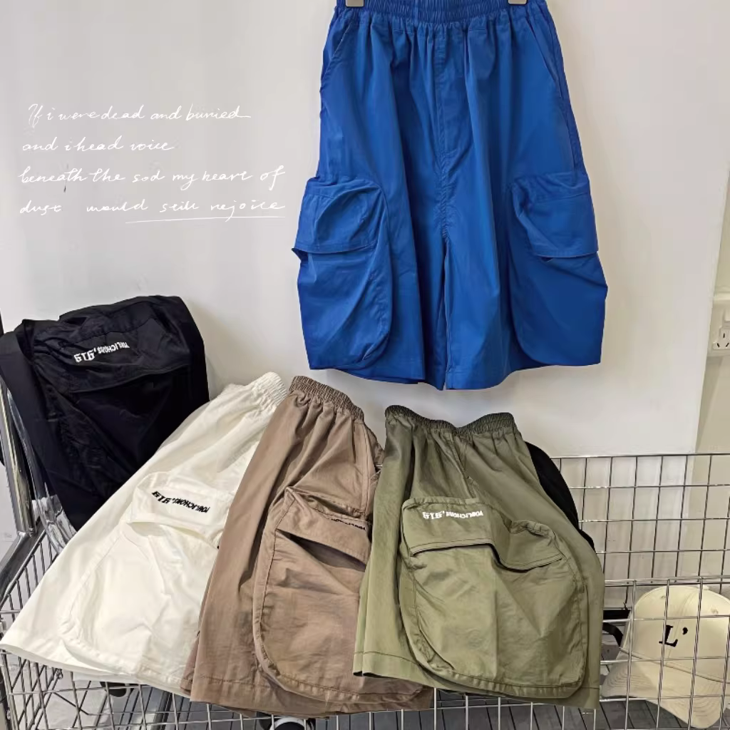 Quần short kaki cho bé trai có túi lớn, quần short cotton rộng rãi thời trang mùa hè dành cho trẻ lớn.
