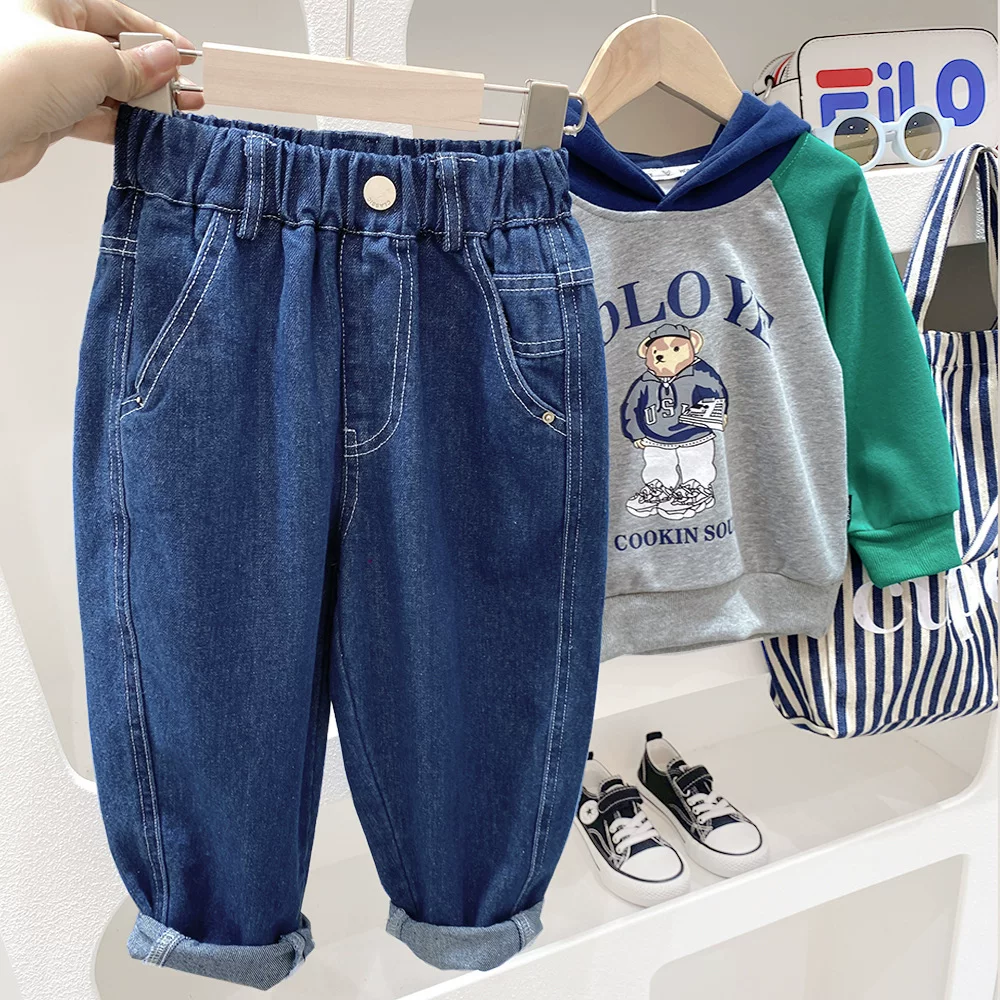Quần jeans trẻ em kiểu xuân thu 2025, quần dài phong cách Hàn Quốc cho bé trai, quần trẻ sơ sinh, trẻ tập đi, kiểu dáng rộng rãi, màu tự nhiên