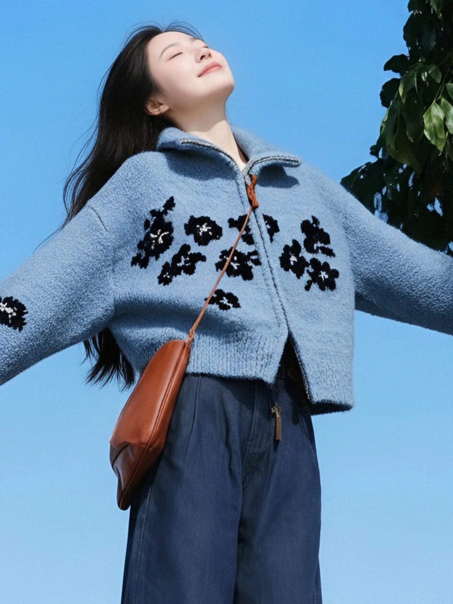 CuteGirl Hàn Quốc retro hoa jacquard dây kéo áo len cardigan có cổ áo len nữ mùa đông lười biếng áo khoác dệt kim dáng rộng