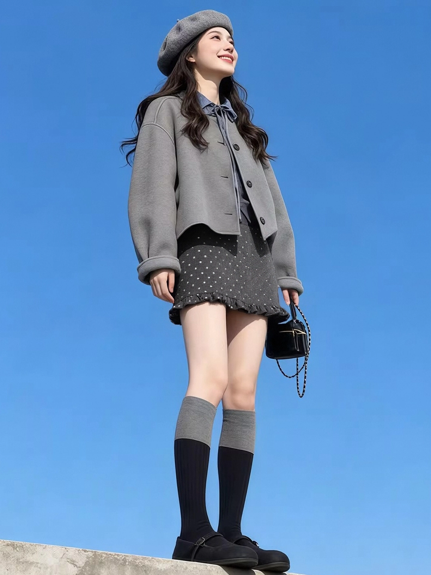 Váy chữ A chấm bi xếp nếp màu xám lấy cảm hứng từ thiết kế của CuteGirl dành cho nữ, váy ngắn ôm hông lưng cao đầu xuân.