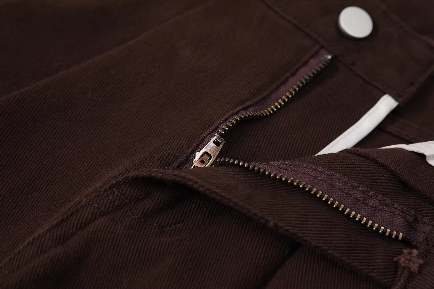 Quần jeans ống đứng thiết kế thời trang CuteGirl dành cho nữ, kiểu mới xuân thu 2025, dáng rộng và tôn dáng.