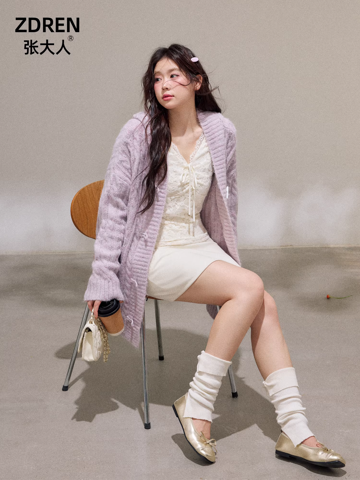 Bộ quần áo nữ cỡ lớn dành cho người lớn, kiểu dáng Hàn Quốc, áo len cardigan có mũ màu tím nhạt, thiết kế tôn dáng và kèm chân váy.