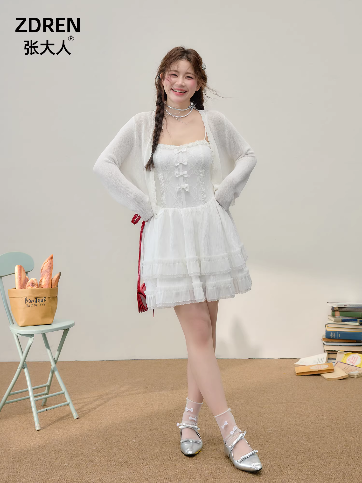 Quần áo nữ cỡ lớn dành cho người lớn, váy hai lớp có dây đeo ngọt ngào cho đầu mùa thu, váy công chúa ôm eo độc đáo và đẹp mắt.