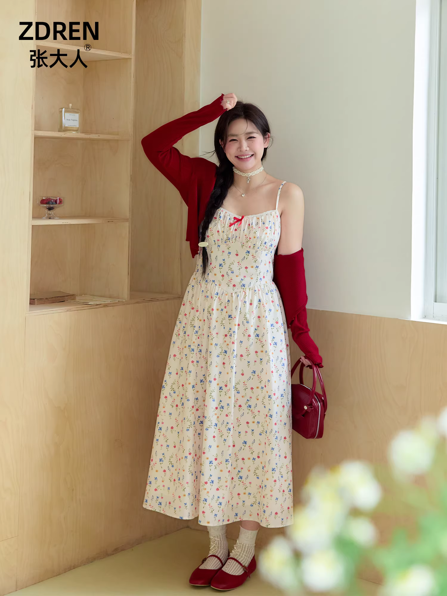 Zhang Daren 2025 Quần áo nữ cỡ lớn mùa thu dành cho những cô gái mũm mĩm, váy giảm béo, phong cách Pháp, váy dây hoa trưởng thành