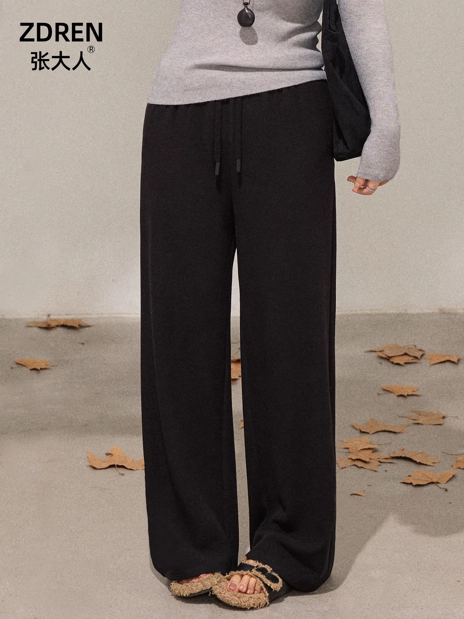 Quần áo nữ cỡ lớn mới của Zhang Daren dành cho những cô gái mũm mĩm, quần ống đứng lưng cao màu đen giản dị mùa đông giúp thon gọn.