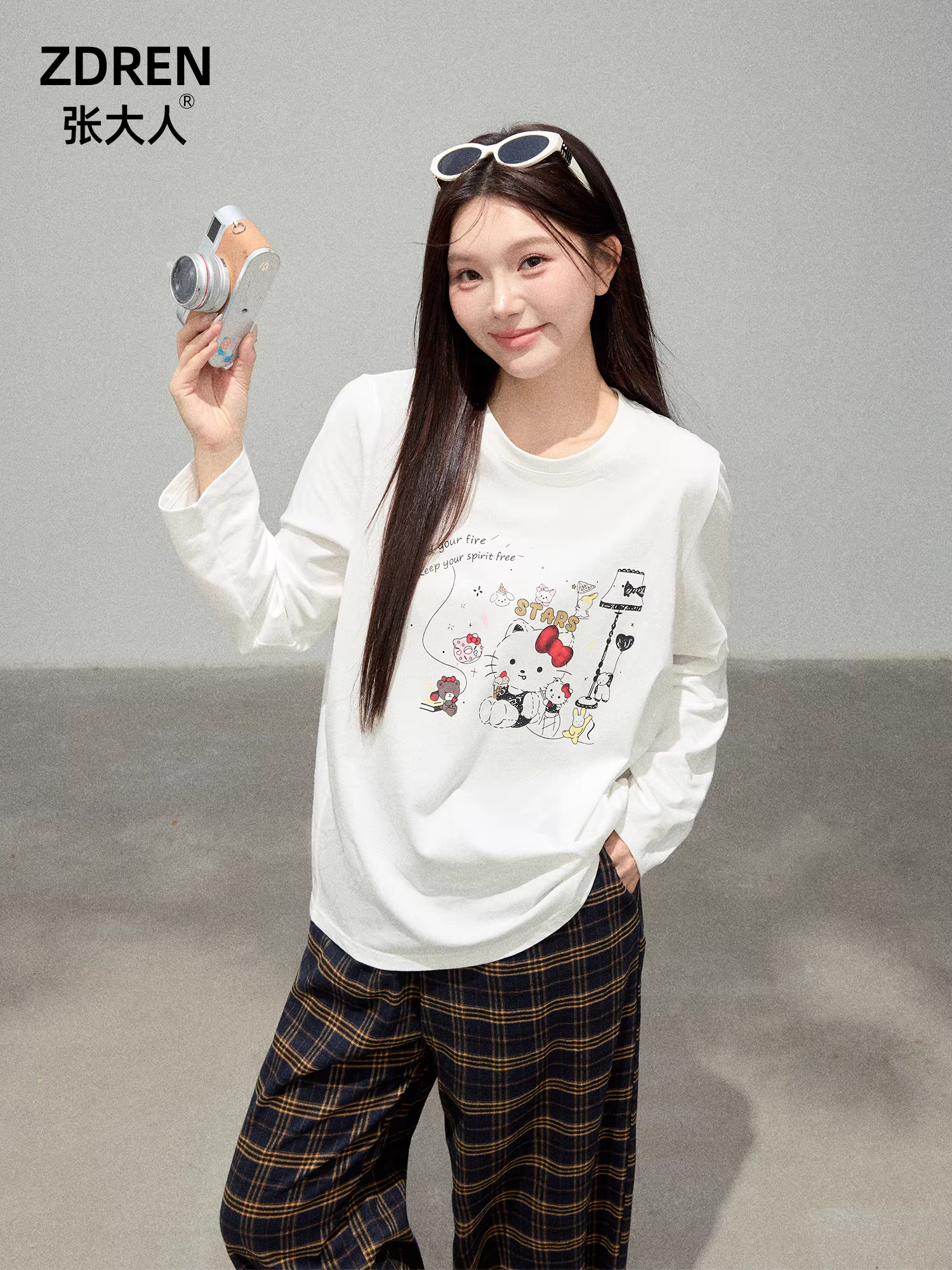 Quần áo nữ cỡ lớn dành cho người lớn, áo thun dài tay thon gọn cho các cô gái mũm mĩm, áo sơ mi rộng rãi ngọt ngào và trẻ trung.