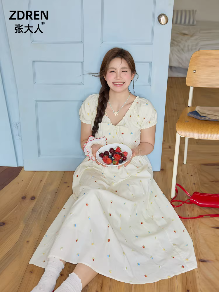 Zhang Daren 2025 Quần áo nữ cỡ lớn mùa hè dành cho những cô nàng mũm mĩm, Váy hoa giảm béo, Váy giảm tuổi theo phong cách cổ điển Hàn Quốc